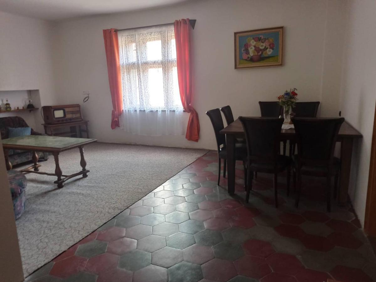 Apartmán Měňany Menany Exterior foto