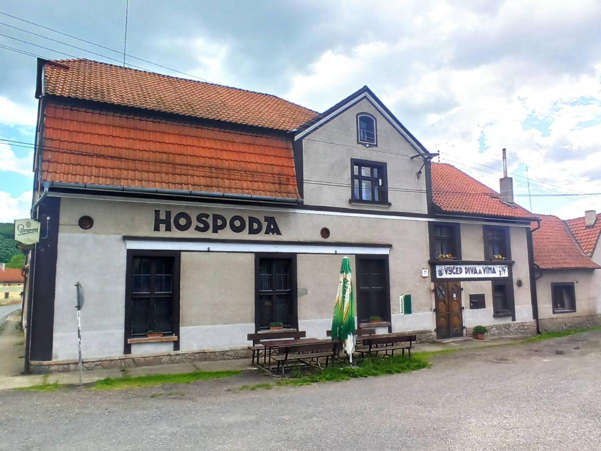 Apartmán Měňany Menany Exterior foto